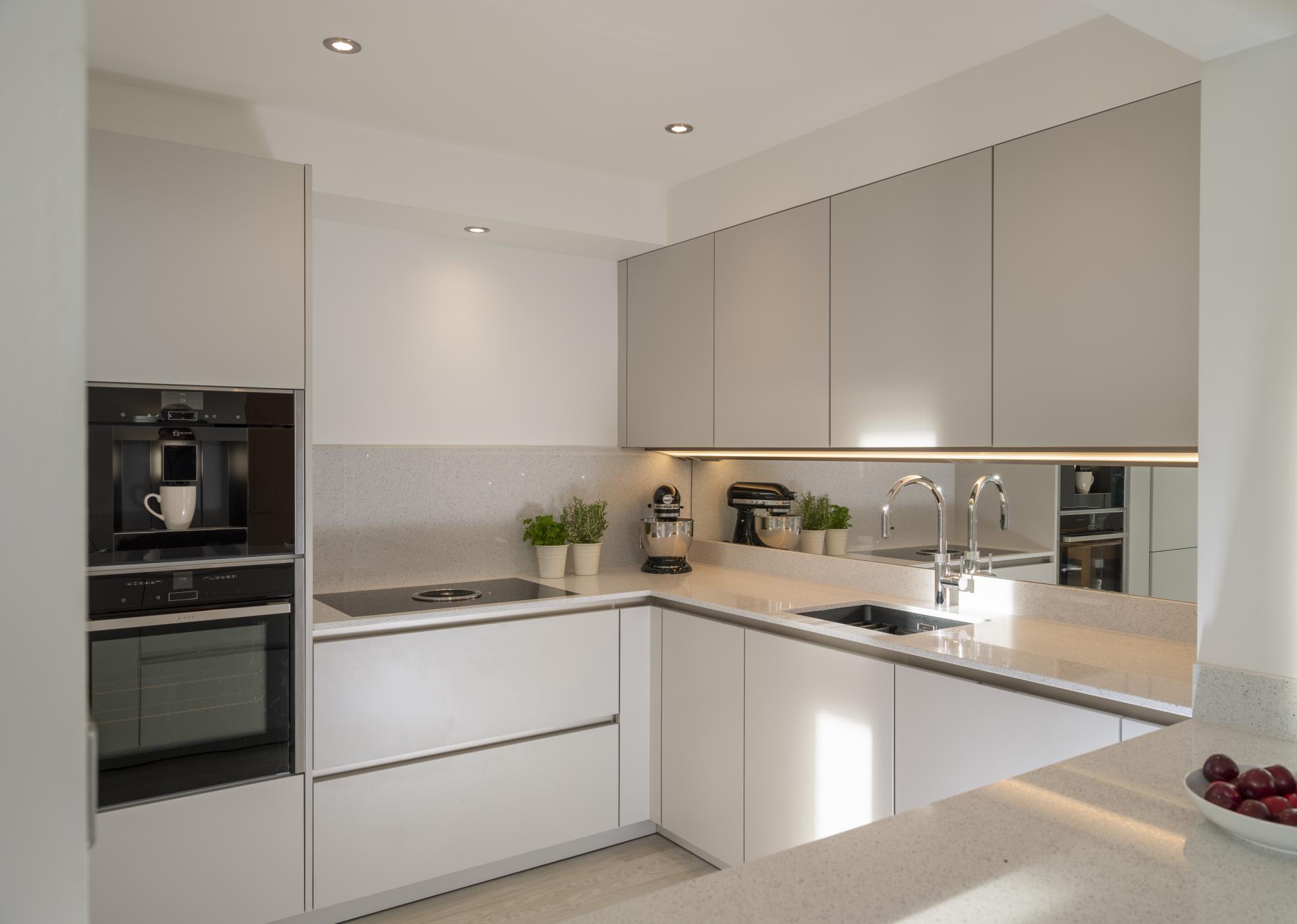 SieMatic S2 handleless kitchen in ‘Sterling Grey’ 4