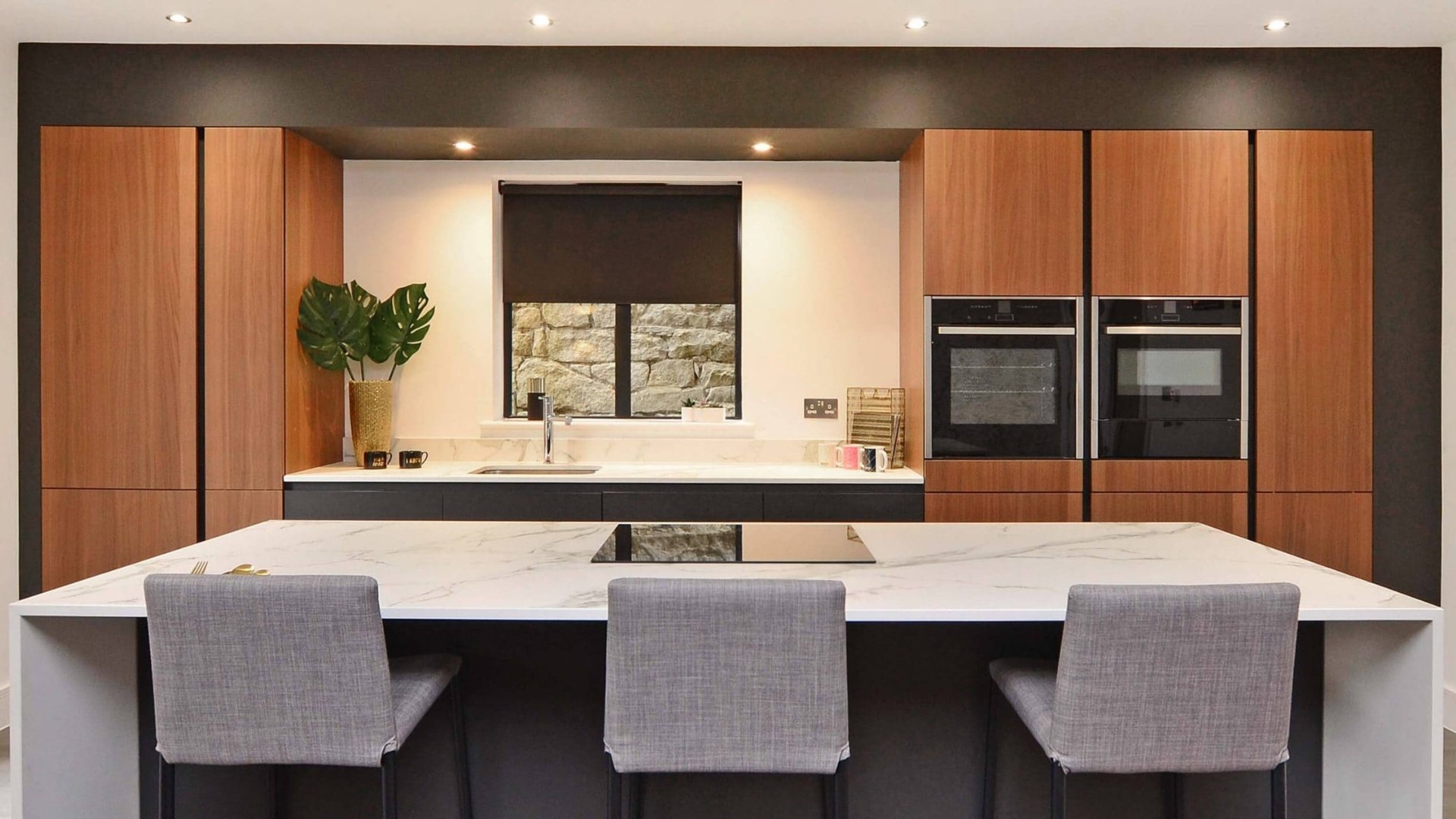 Dore Glen contract kitchens